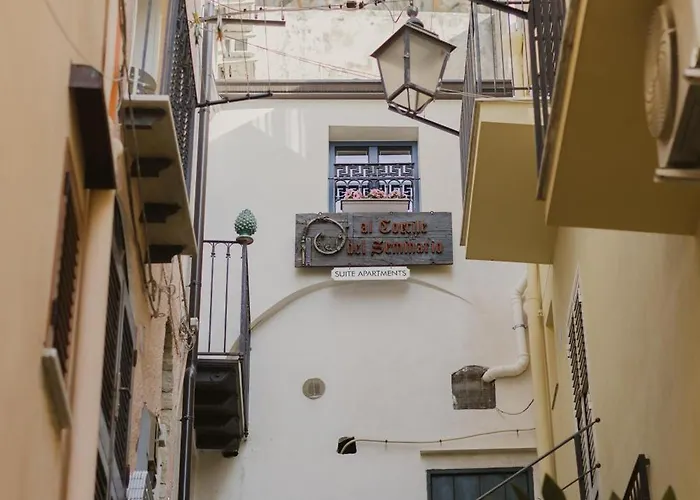 Al Cortile Del Seminario * Cefalù